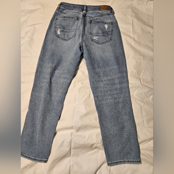 American Eagle Mom blue jeans, size 4 extra short - Picture 3 of 8